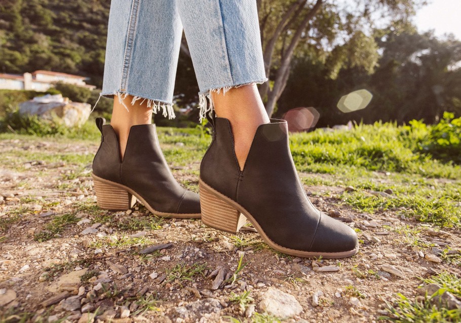 Toms Everly Cutout Bootie Black Leather